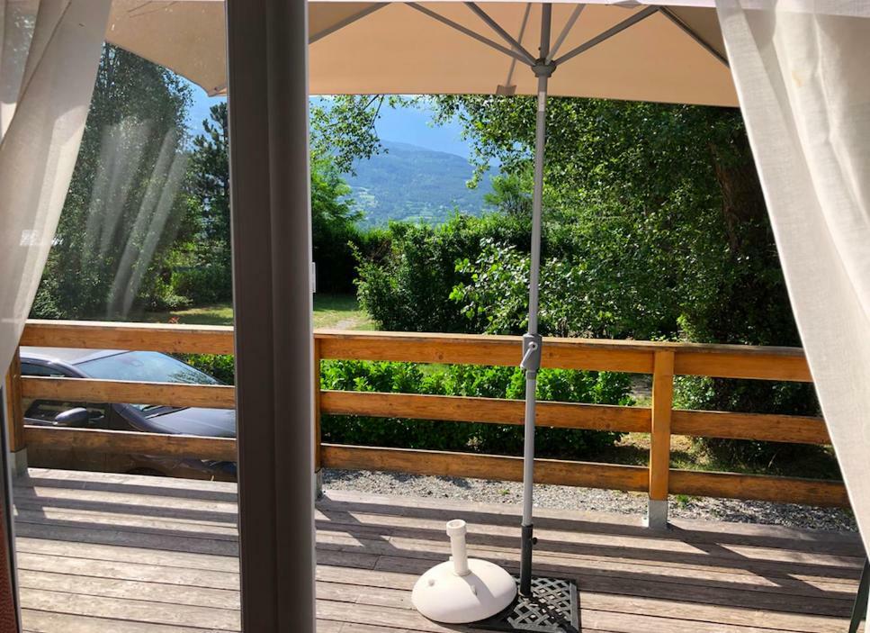 Mobil Home Proche Du Plan D'Eau D'Embrun Eksteriør bilde